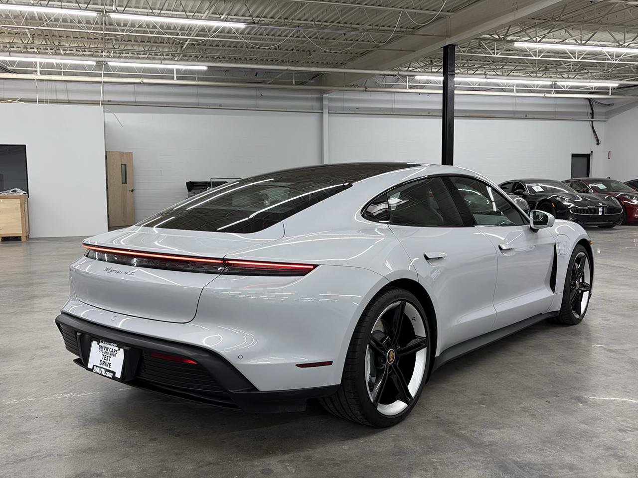Used 2022 Porsche Taycan 4S AWD/4WD image 7