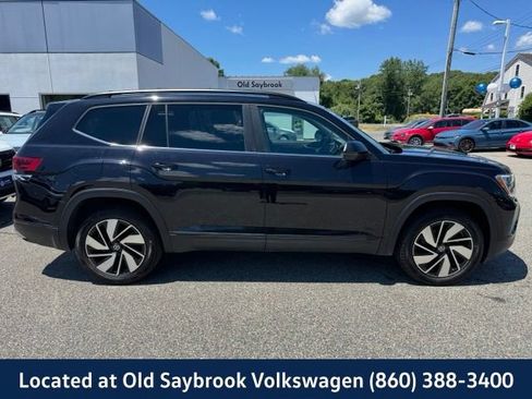 Certified 2024 Volkswagen Atlas SE AWD/4WD image 4