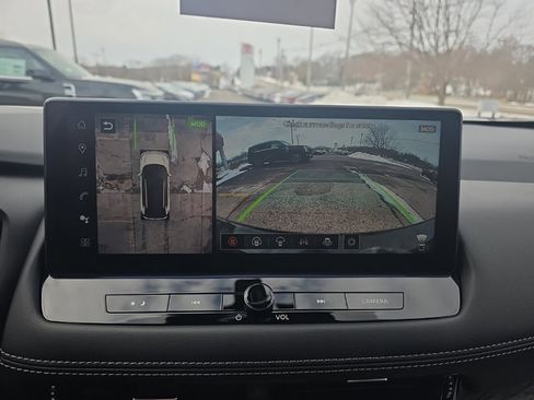 New 2026 Nissan Rogue Platinum image 24