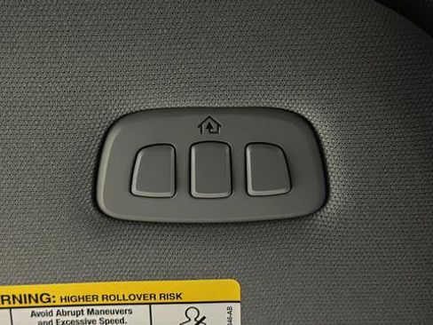 Used 2023 Ford F250 Lariat w/ Sport Appearance Package AWD/4WD image 34