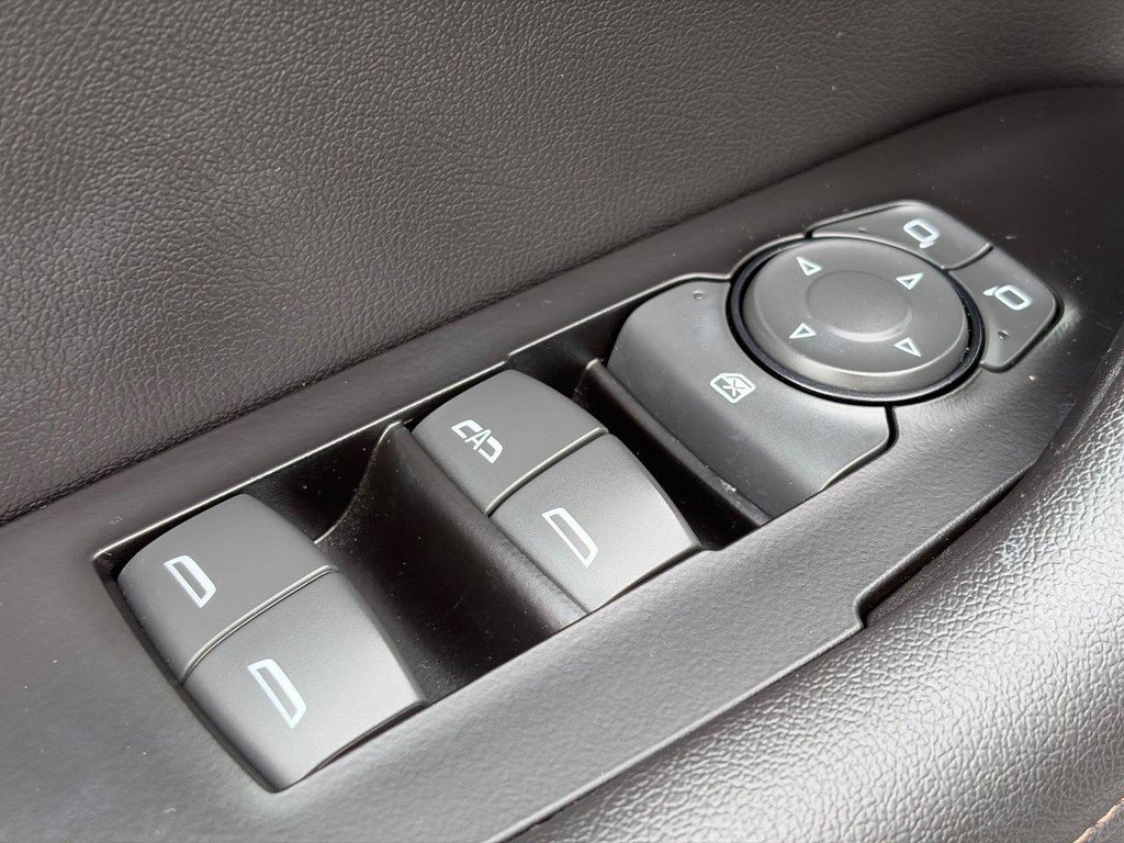 Used 2023 Chevrolet Blazer Premier w/ Driver Confidence II Package AWD/4WD image 23