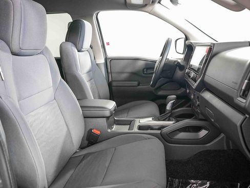 Certified 2025 Nissan Frontier S image 16