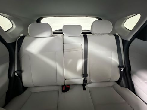 Used 2025 Hyundai Kona SEL FWD image 32