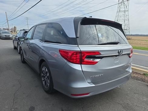 Used 2022 Honda Odyssey EX-L image 3