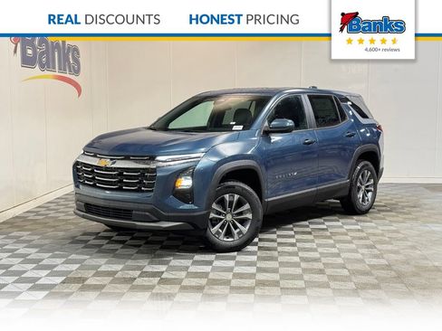 New 2026 Chevrolet Equinox LT w/ Convenience Package II AWD/4WD image 1