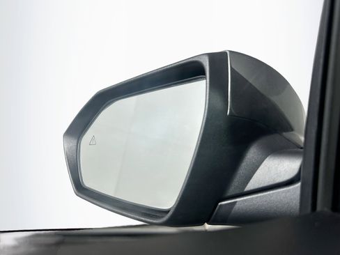 Used 2024 Hyundai Elantra SEL image 16