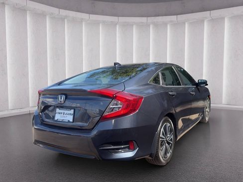 Used 2017 Honda Civic EX-L image 5