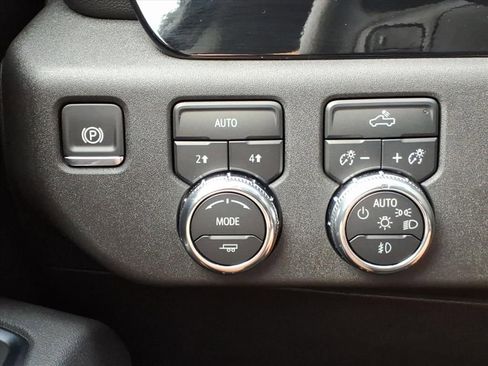 Used 2025 GMC Sierra 1500 Elevation AWD/4WD image 20