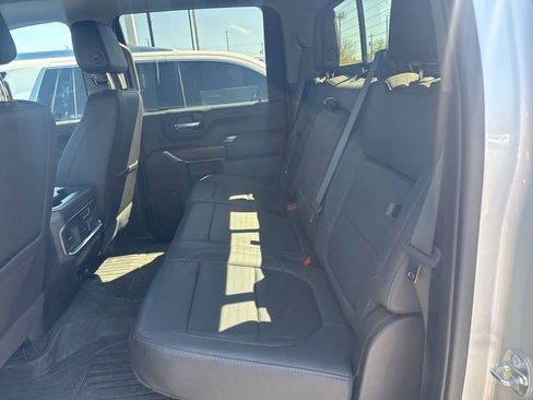 Used 2023 GMC Sierra 2500 SLT w/ SLT Premium Package image 7