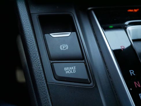 Used 2018 Honda CR-V EX image 30