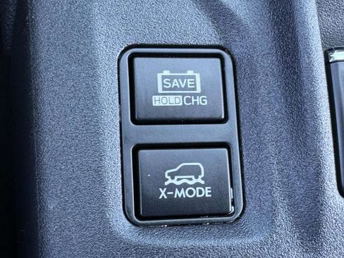 Used 2020 Subaru Crosstrek Hybrid image 27