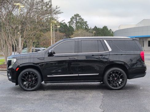 Certified 2023 GMC Yukon SLT w/ SLT Premium Package image 6