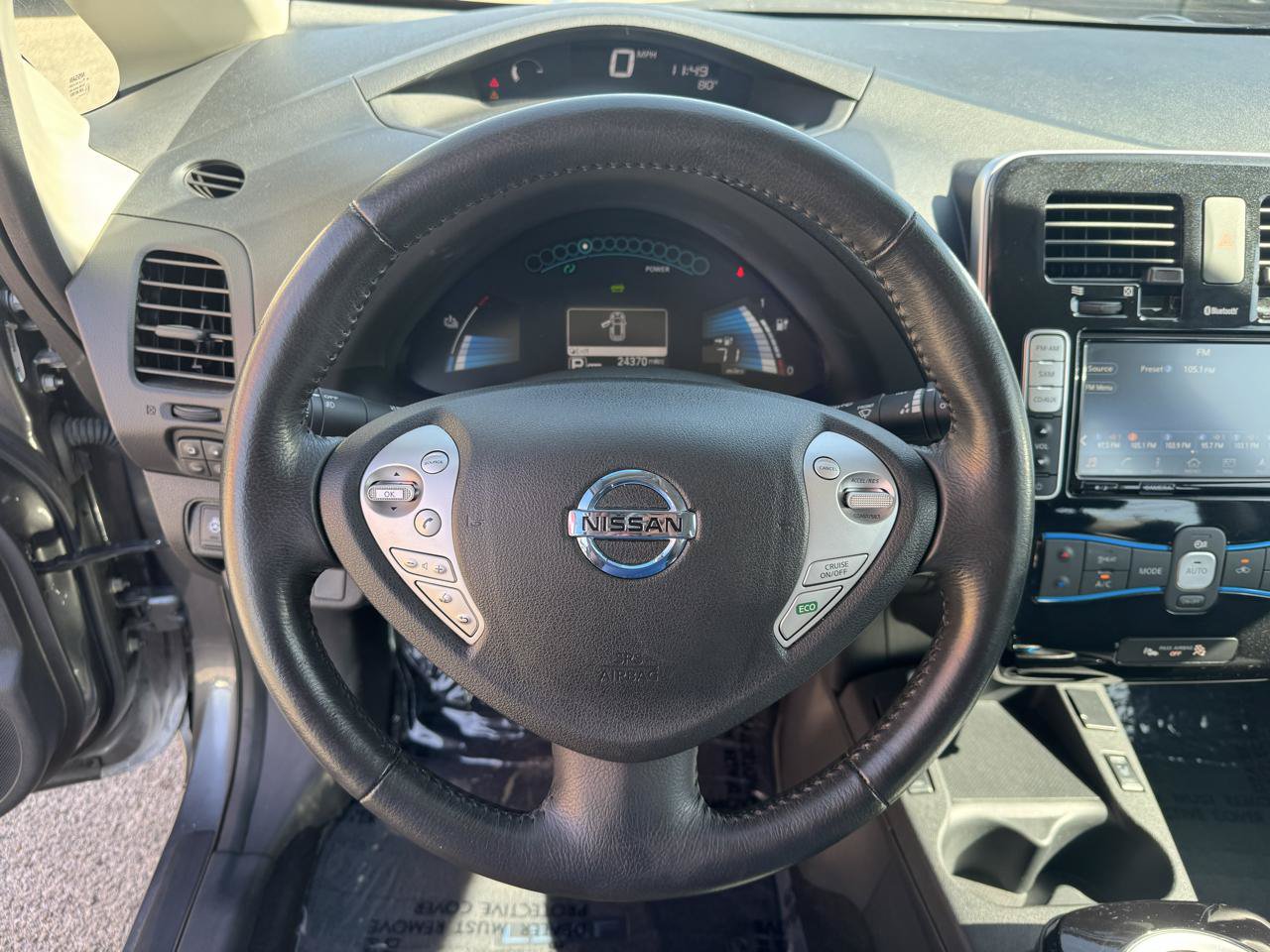 Used 2016 Nissan Leaf SL w/ Premium Package FWD image 26