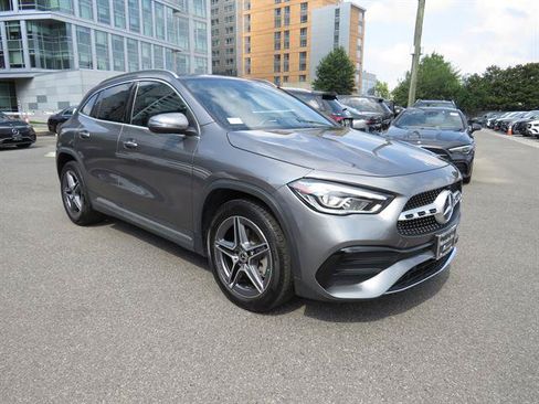 Used 2023 Mercedes-Benz GLA 250 4MATIC image 5