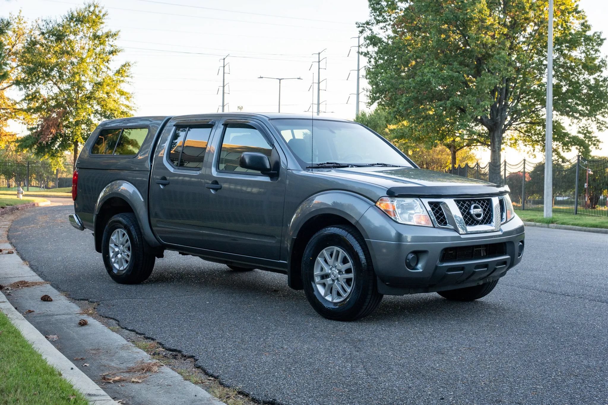 Used 2019 Nissan Frontier SV RWD image 4