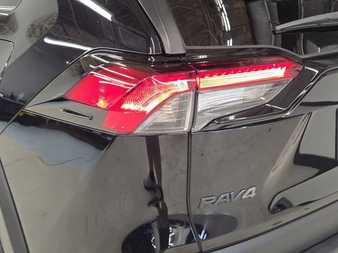 Used 2020 Toyota RAV4 TRD Off-Road AWD/4WD image 45