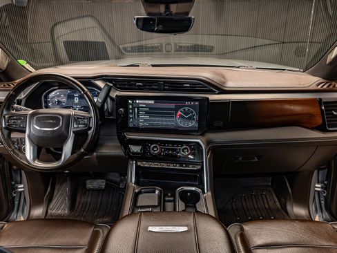 Used 2025 GMC Sierra 2500 Denali w/ Denali Reserve Package image 18