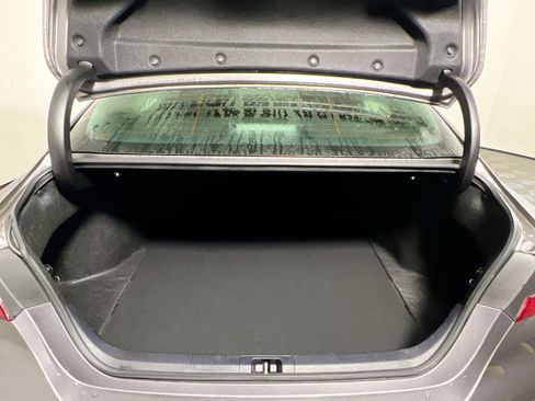 Used 2023 Toyota Camry SE image 33