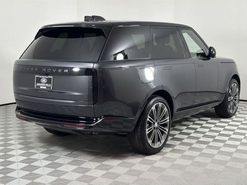 New 2025 Land Rover Range Rover SE image 5