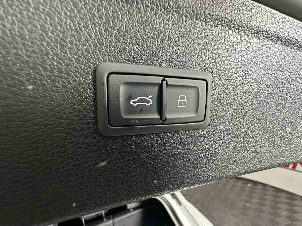 Used 2021 Audi Q5 2.0T Premium w/ Convenience Package AWD/4WD image 21