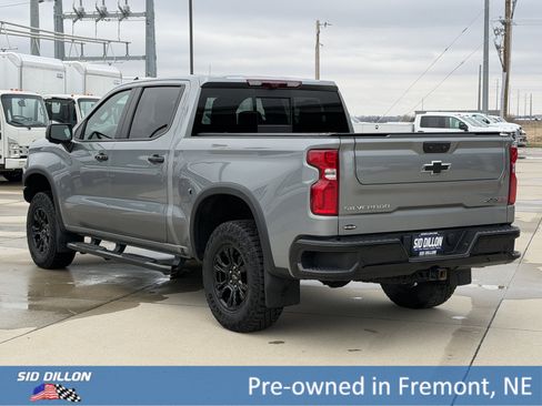 Used 2024 Chevrolet Silverado 1500 ZR2 w/ Technology Package image 7