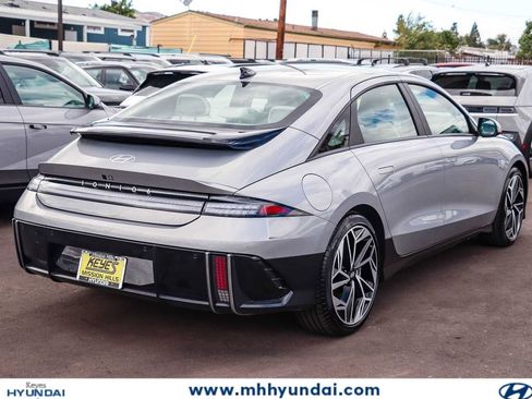 Certified 2024 Hyundai Ioniq 6 SEL RWD image 4