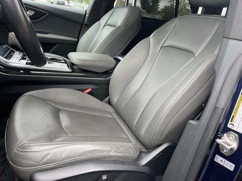Used 2019 Audi Q8 Prestige AWD/4WD image 36