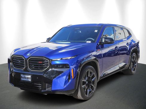 Used 2025 BMW XM Label Red image 3