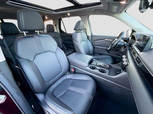 Used 2025 Honda Pilot Touring image 31