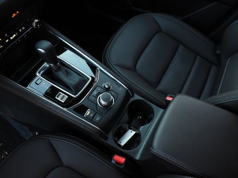 New 2025 MAZDA CX-5 Signature image 20