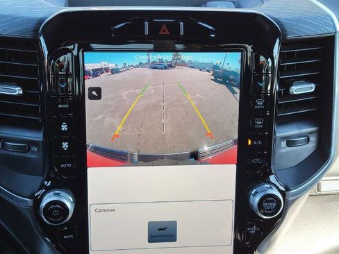 Used 2023 RAM 1500 Laramie image 21