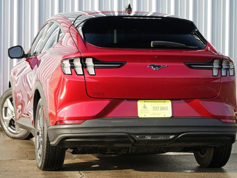 Used 2023 Ford Mustang Mach-E Select image 5