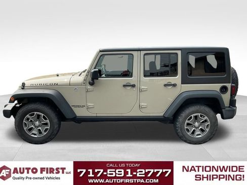 Used 2017 Jeep Wrangler Unlimited Rubicon w/ Connectivity Group AWD/4WD image 3