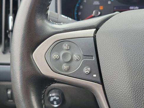 Used 2021 Chevrolet Colorado Z71 AWD/4WD image 5