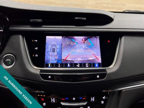 Used 2025 Cadillac XT5 Sportv w/ Technology Package image 9