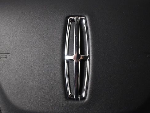 New 2026 Lincoln Aviator Reserve AWD/4WD image 35