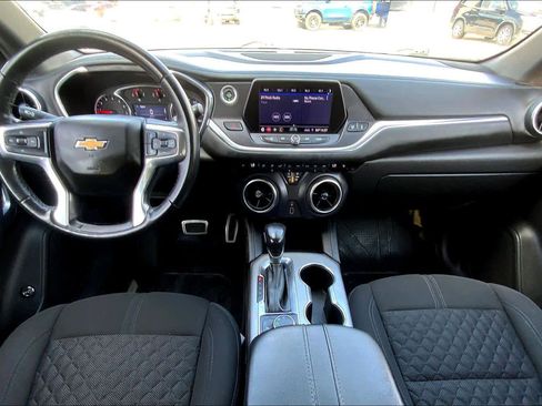 Used 2019 Chevrolet Blazer LT image 13