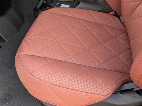 New 2026 BMW iX xDrive45 image 4