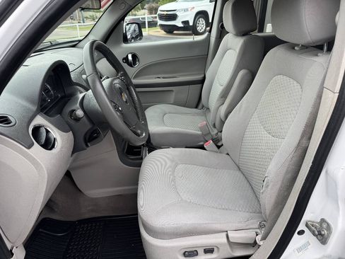 Used 2011 Chevrolet HHR LT w/ LT Preferred Equipment Group FWD image 16