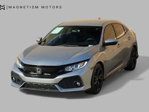 Used 2017 Honda Civic Sport image 5