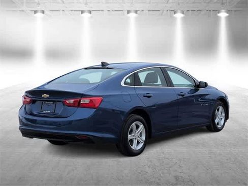 Used 2023 Chevrolet Malibu LS image 8