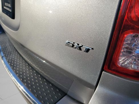 Used 2020 Dodge Grand Caravan SXT image 24