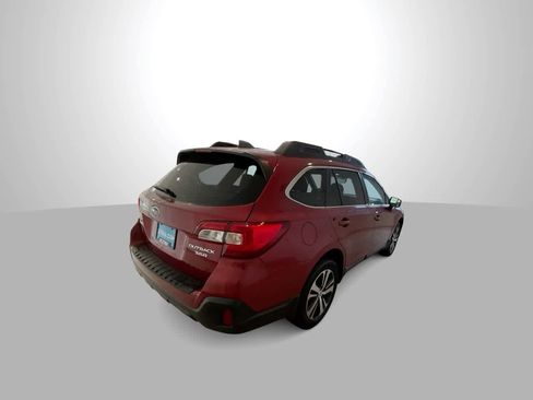 Used 2018 Subaru Outback 3.6R Limited image 8