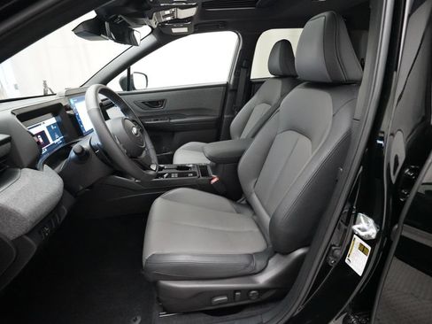 Used 2026 Subaru Outback Premium w/ Premium/Limited Package 2 AWD/4WD image 7