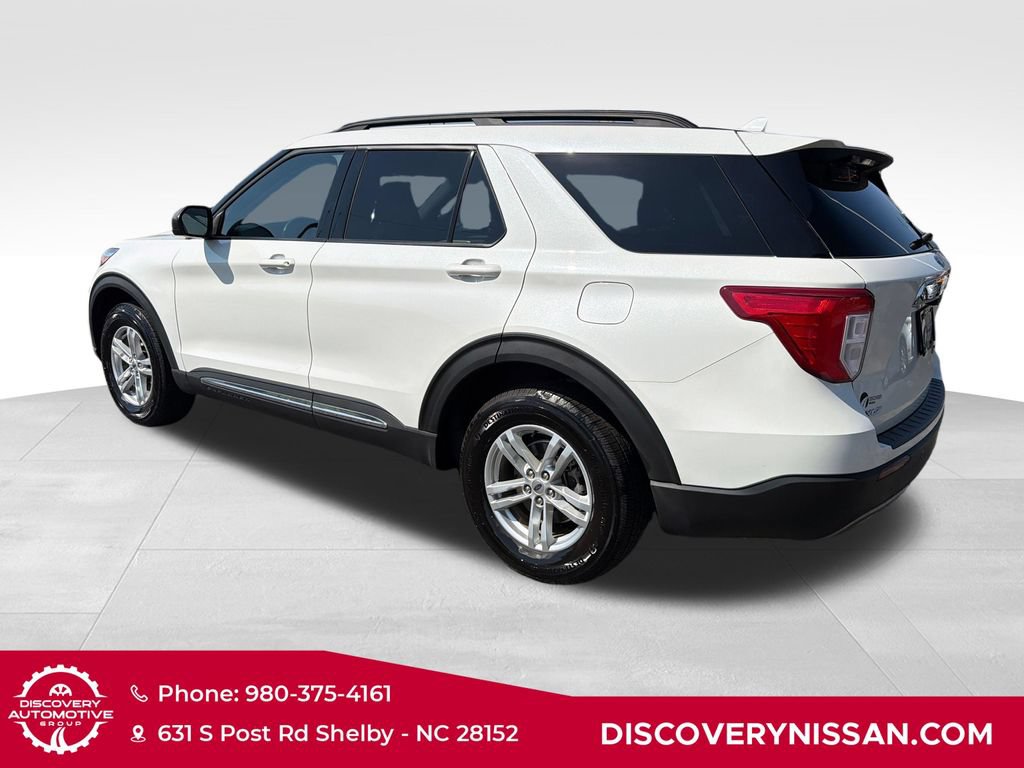Used 2022 Ford Explorer XLT w/ Equipment Group 202A AWD/4WD image 8