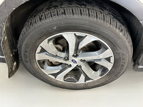 Used 2020 Subaru Outback Touring XT image 11