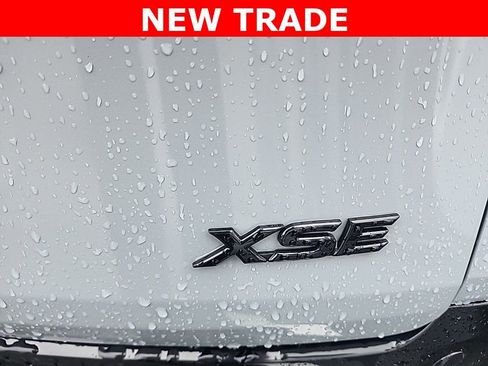Used 2025 Toyota Sienna XSE w/ XSE Plus Package image 15