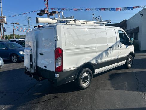 Used 2018 Ford Transit 250 130 Low Roof image 8