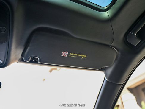 Used 2018 Bentley Bentayga image 81