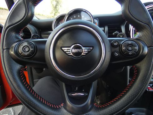 Used 2019 MINI Cooper S w/ Premium Package image 65